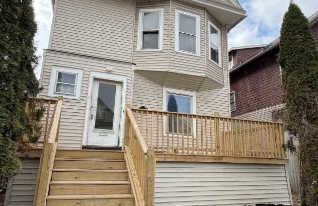 929 Lafayette AvenueUnit 1 photos photos