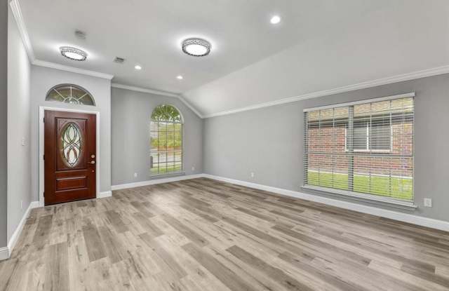 12296 Cardinal Creek Drive Gallery 4
