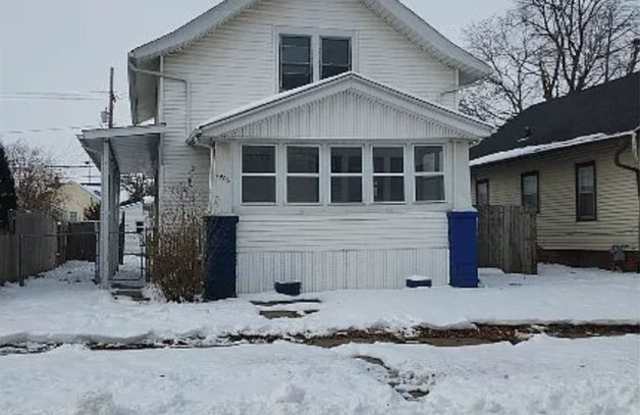 Beautiful 3 Bedroom 2 Bath Home in Cedar Rapids photos photos