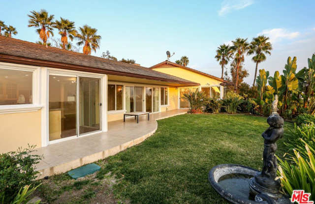 2331 West ALLVIEW Terrace Gallery 2