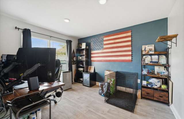 7131 Penn Way Gallery 4