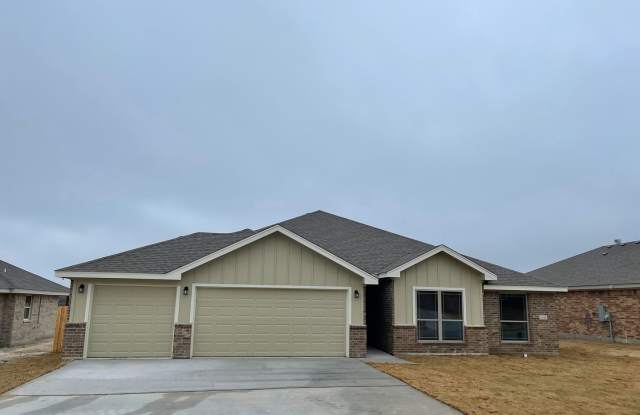 Beautiful 4 Bedroom 2 Bath Home photos photos