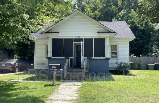 131 Locust Avenue photos photos