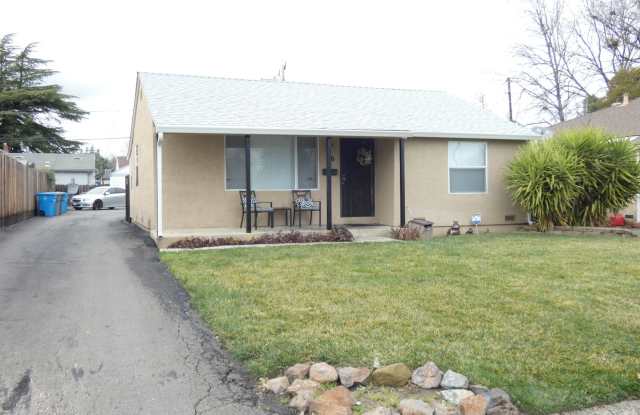 Charming 2/1 close to downtown! photos photos