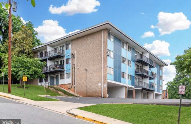 5200 QUINCY Street unit: 104 photos photos