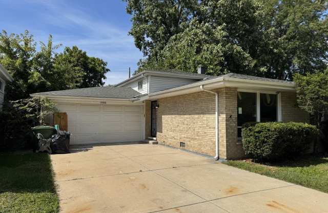 15300 Harper Avenue photos photos