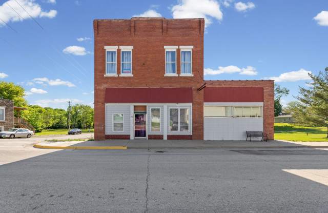 200 South Union Street - 2 - 200 South Union Street, McLouth, KS 66054 200 South Union Street - 2 - 200 South Union Street, McLouth, KS 66054