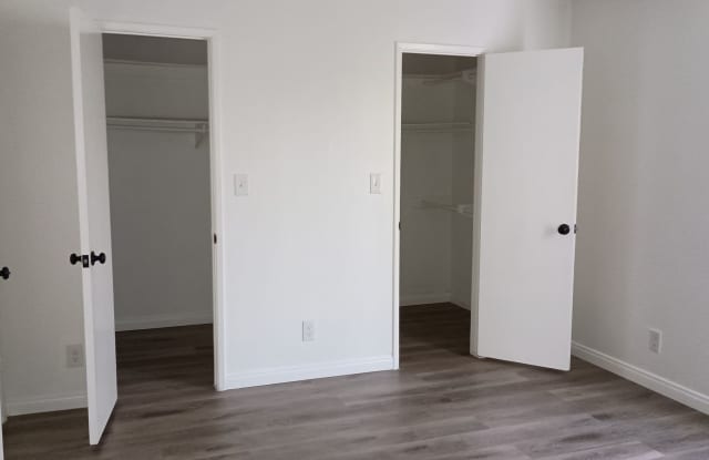 Whitsett - 107 Gallery 3
