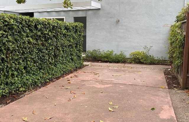 261 Linfield Dr APT 3, Menlo Park, CA 94025 Gallery 4