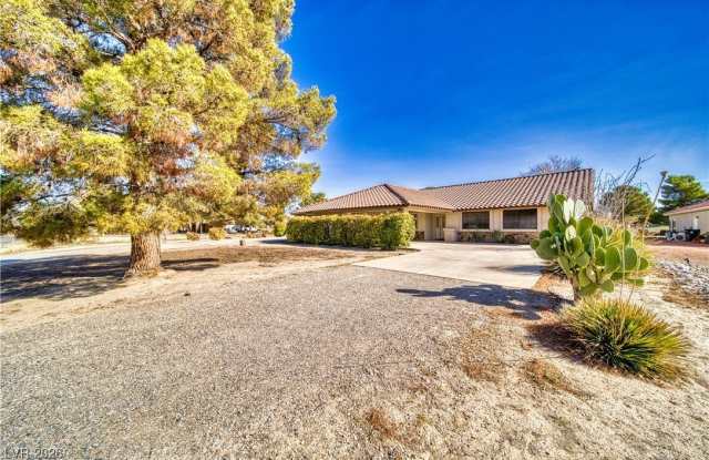 3011 Pebble Beach Avenue photos photos