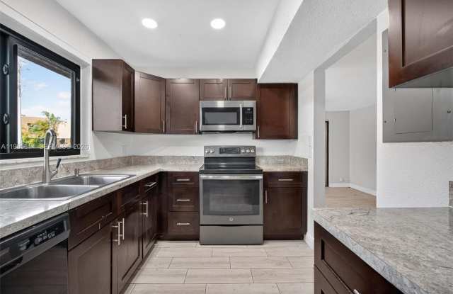 1451 NW 92nd Ave photos photos