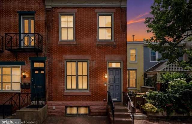 2320 LOMBARD STREET Gallery 2