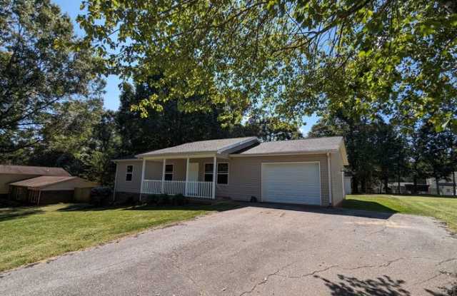 3499 Yorkland Drive - 3499 Yorkland Drive, Catawba County, NC 28601