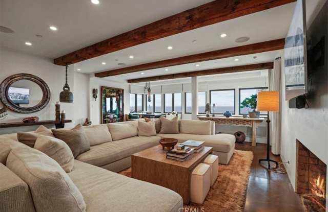 1920 Ocean Way photos photos