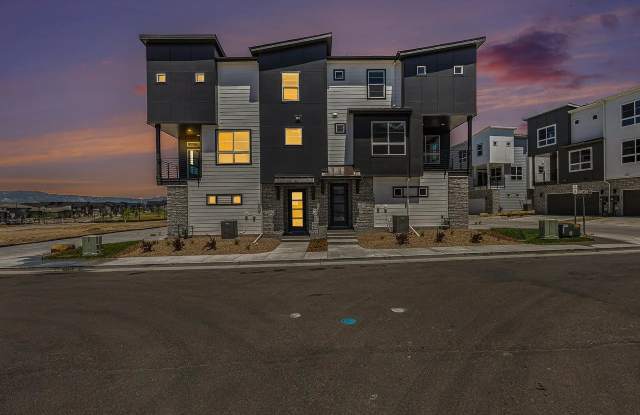 10643 Columbite Heights photos photos