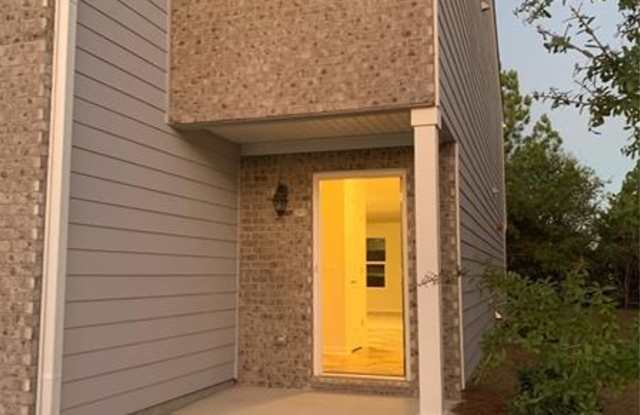 2084 Belmont Circle Gallery 3