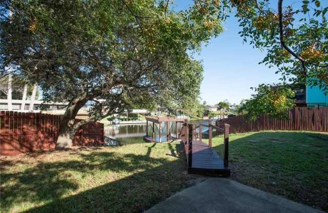 3442 Laguna Shores Gallery 2