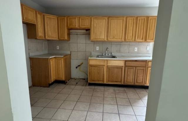 943 West 3rd Street - 1 photos photos