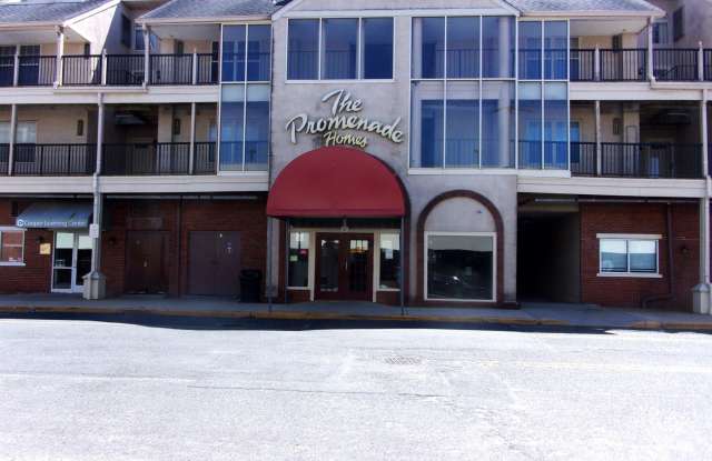 4038 MAIN Street Gallery 2