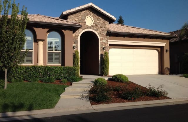 11378 N Via Montessori - 11378 North Via Montessori Drive, Fresno, CA 93730