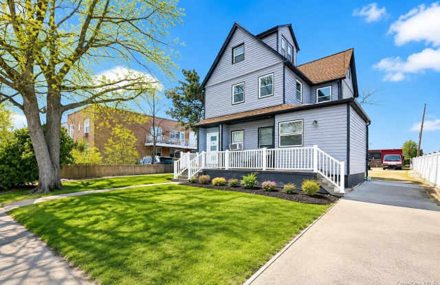 120 Maple Avenue photos photos