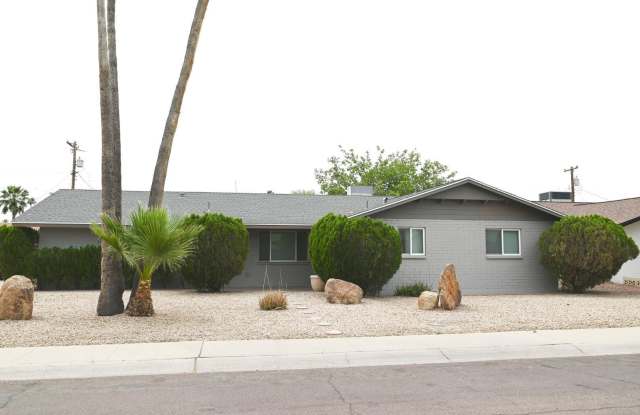 8337 E Meadowbrook Avenue photos photos