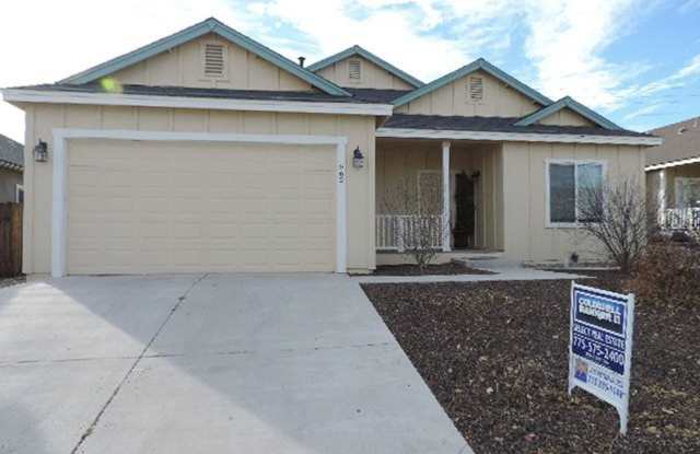 Beautiful 3 bedroom home, walking distance to Cottonwood Elementary,. $2200.00 per month photos photos