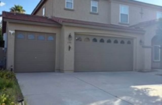 Spacious Tucson Home with Private Pool, Spa & Mountain Views Gallery 1