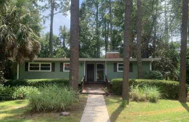 2305 Domingo Drive photos photos