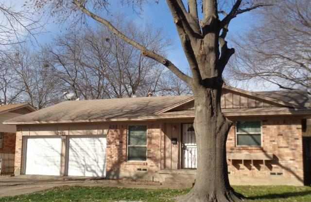 2637 Gross Road Gallery 2