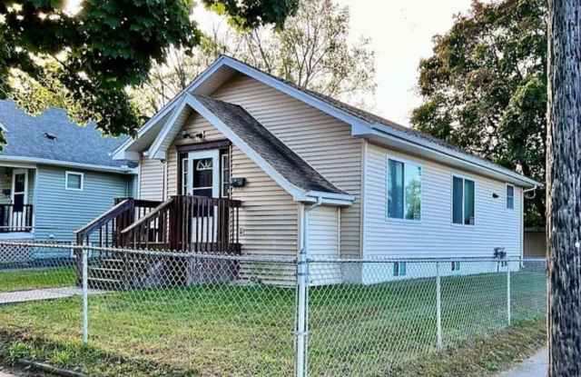 1700 Delaware Ave photos photos