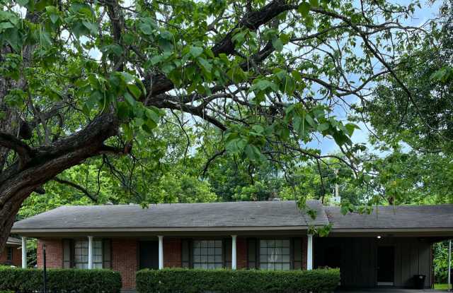 Gorgeous..Remodeled ! photos photos