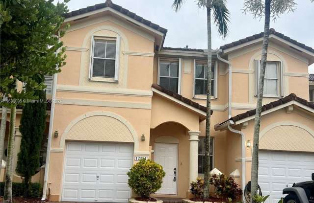 12484 SW 123rd St - 12484 Southwest 123rd Street, Three Lakes, FL 33186