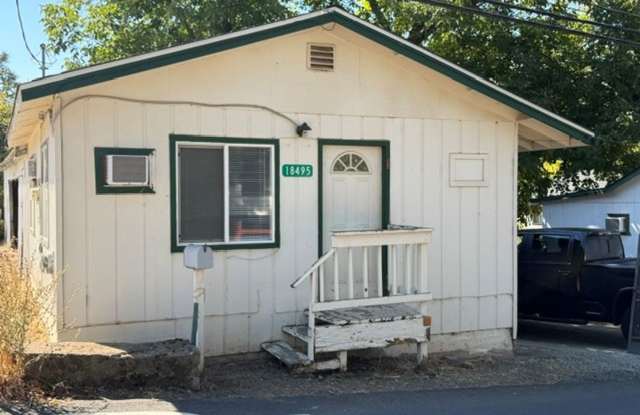 Newly Remodeled 1-Bedroom Cottage in the Heart of Tuolumne Gallery 3