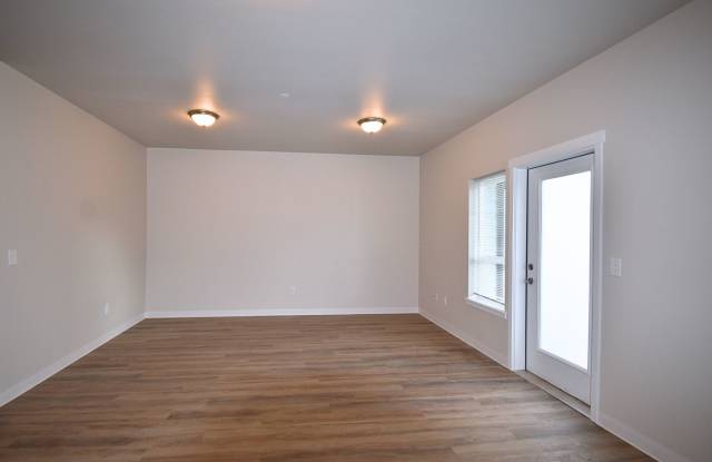 Gorgeous, Luxury, and a view. Move in Special - Half off 1st months rent photos photos