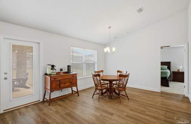 6499 Benelli Dr Gallery 4