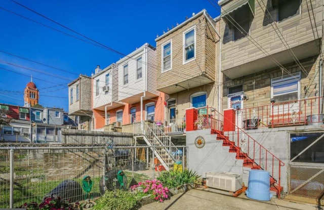 Charming 3BR Townhome in Baltimore Gallery 3