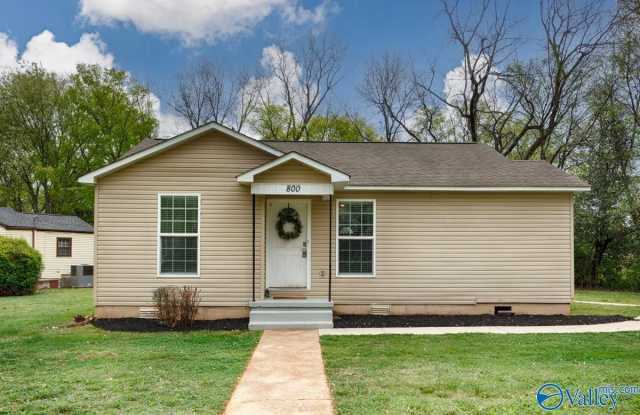 800 Linwood Drive NW photos photos