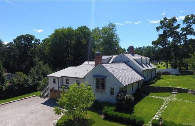 96 Kings Highway North photos photos