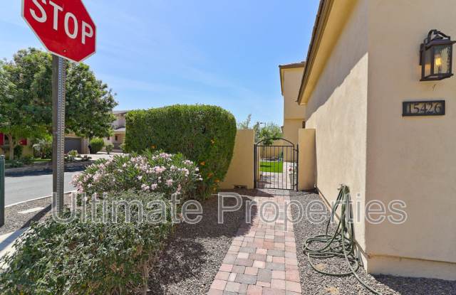 15426 W Dahlia Dr Gallery 4