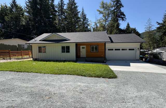 3019 Hemlock Way photos photos