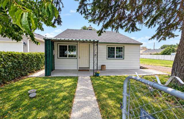 4 Bedroom Home for Rent in Burley, Idaho Gallery 1