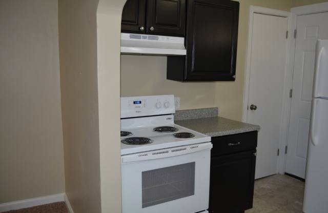 2108 Fox Hill Dr Gallery 4