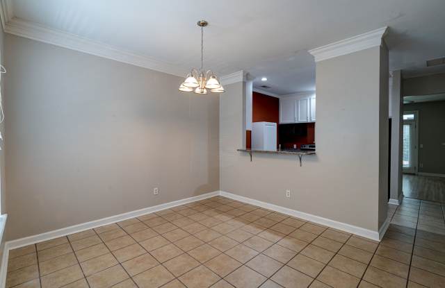 5813 Wrightsville Avenue Gallery 4