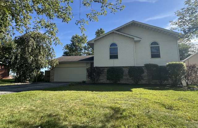3311 Rustic Ln Gallery 1