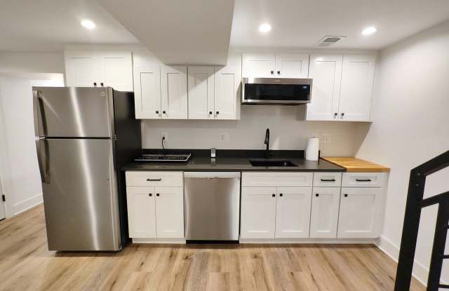 518 Buchanan Street Nw, Basement Gallery 4