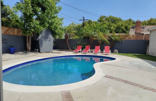 6838 Bertrand Avenue photos photos