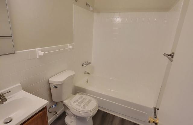 Ten Hills Apartments Gallery 4