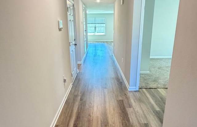 5144 Rivergrass Gallery 3