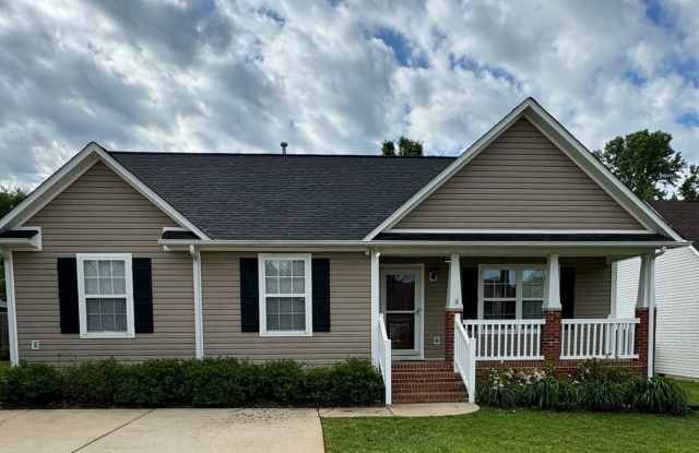 Cozy, 3-Bedroom Home photos photos